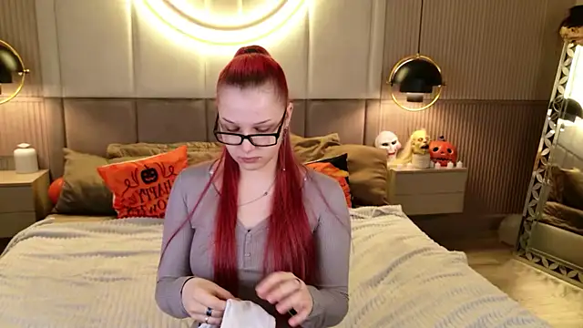 Wilda Foster online show from 4, 11, 2025