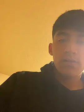 BadboyXXXMZ online show from 18, 4, 2026