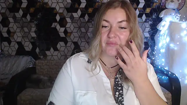 NikaSkylink online show from 14, 11, 2025