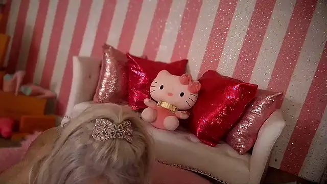 destiny 702 online show from 22, 4, 2026