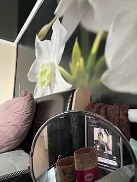 Snapshot of Liza_Will chatting on 7, 2, 2026 Liza Will online show from 7, 2, 2026