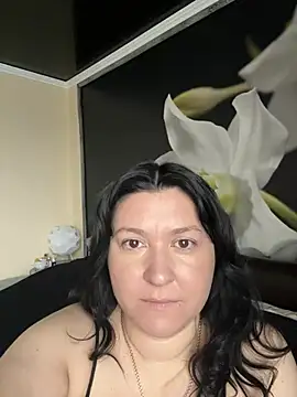 Snapshot of Liza_Will chatting on 4, 5, 2026 Liza Will online show from 4, 5, 2026