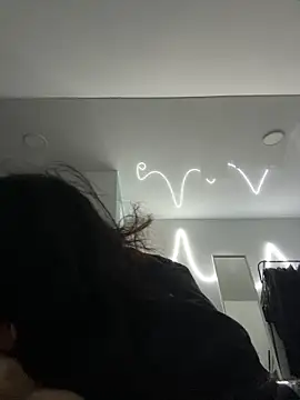 Snapshot of Liza_Will chatting on 9, 2, 2026 Liza Will online show from 9, 2, 2026