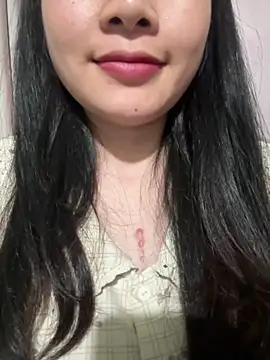 Emachiii online show from 5, 3, 2026