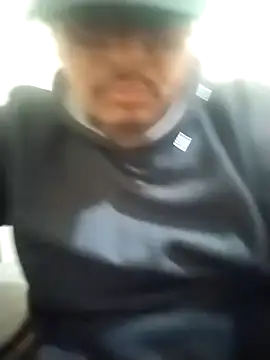 Snapshot of Satantin chatting on 7, 11, 2025 Satantin online show from 7, 11, 2025