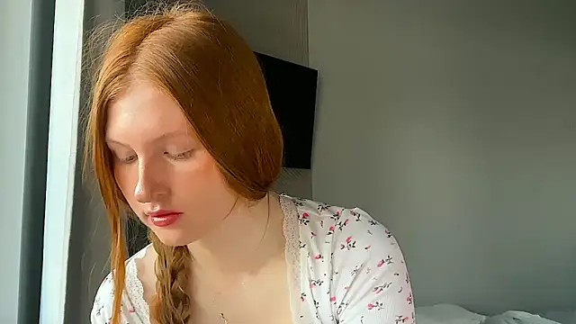 Snapshot of LuxXAngel chatting on 13, 6, 2026 LuxXAngel online show from 13, 6, 2026