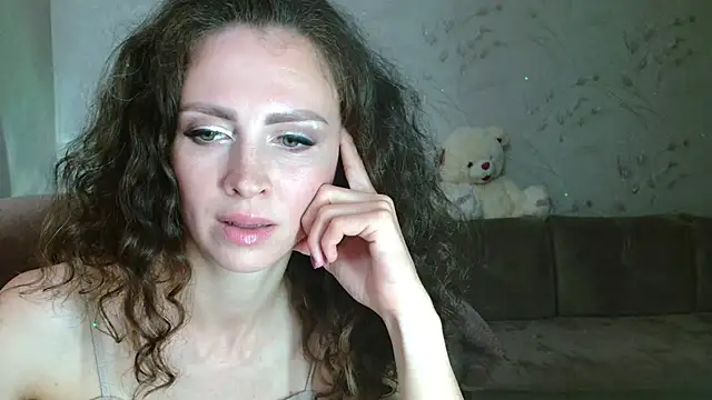 Snapshot of Amber_Carrol chatting on 4, 6, 2026 Amber Carrol online show from 4, 6, 2026