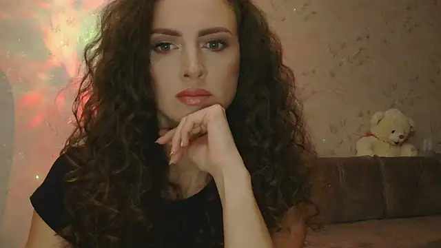 Amber Carrol online show from 22, 10, 2025