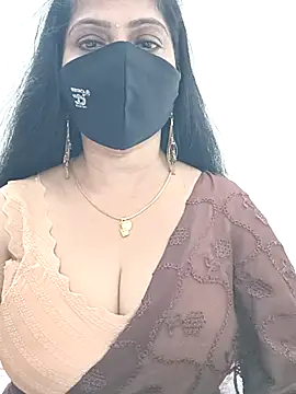 shivani27 online show from 19, 4, 2026