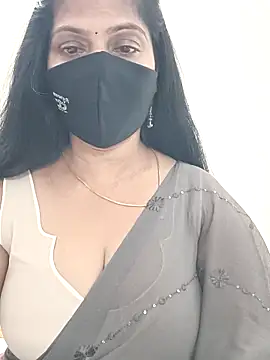 Snapshot of shivani27 chatting on 13, 6, 2026 shivani27 online show from 13, 6, 2026
