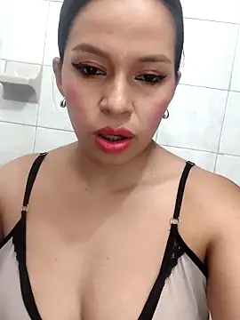 Snapshot of AntonelaMorriz chatting on 17, 5, 2026 AntonelaMorriz online show from 17, 5, 2026