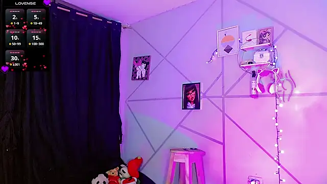 Aishasexy18 online show from 10, 9, 2025