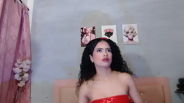 Adut Akech online show from 17, 12, 2025