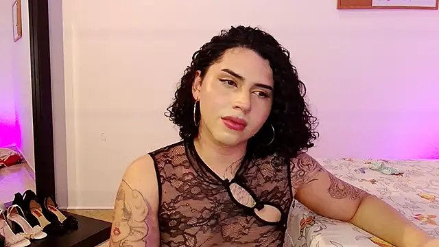 Snapshot of NoahMonroe_11 chatting on 19, 10, 2025 NoahMonroe 11 online show from 19, 10, 2025