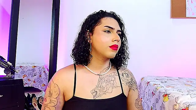 Snapshot of NoahMonroe_11 chatting on 16, 11, 2025 NoahMonroe 11 online show from 16, 11, 2025