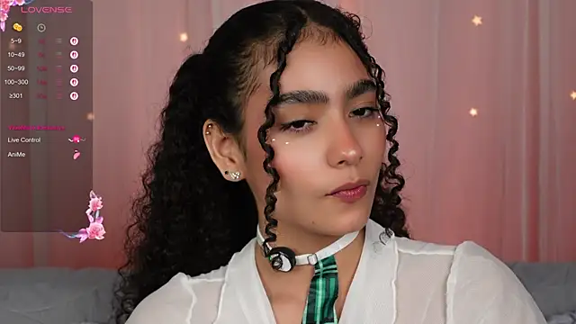 Victoria Curly online show from 6, 10, 2025