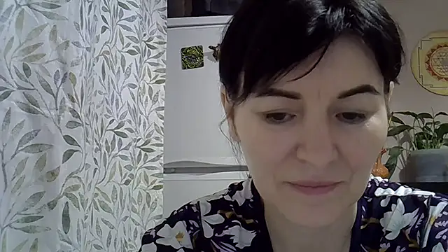 Snapshot of Krystal_82 chatting on 3, 12, 2025 Krystal 82 online show from 3, 12, 2025