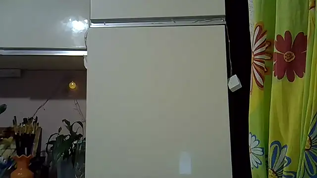 Krystal 82 online show from 26, 10, 2025