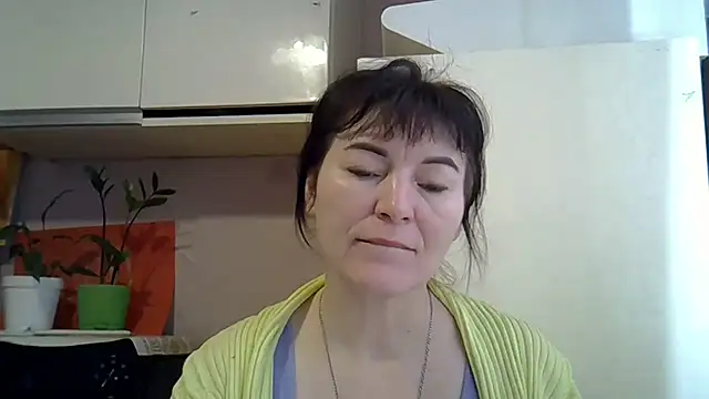 Snapshot of Krystal_82 chatting on 12, 2, 2026 Krystal 82 online show from 12, 2, 2026