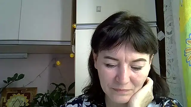 Snapshot of Krystal_82 chatting on 1, 10, 2025 Krystal 82 online show from 1, 10, 2025