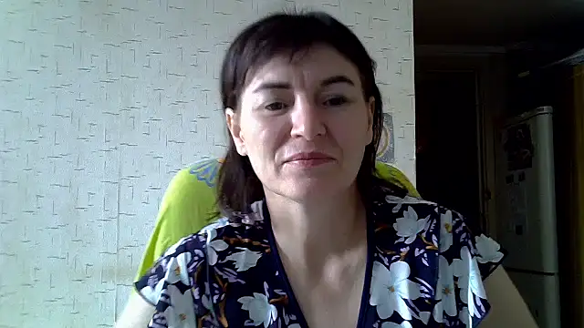 Snapshot of Krystal_82 chatting on 12, 9, 2025 Krystal 82 online show from 12, 9, 2025