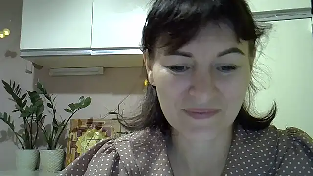 Snapshot of Krystal_82 chatting on 22, 9, 2025 Krystal 82 online show from 22, 9, 2025