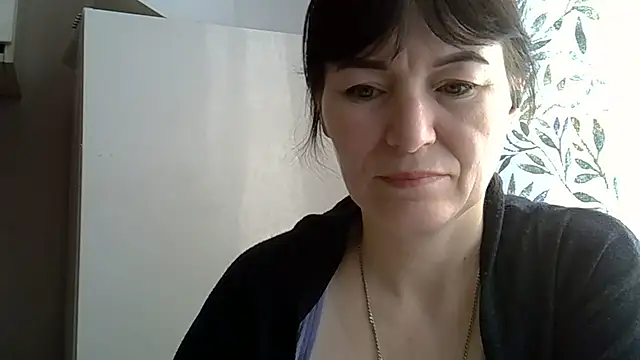 Snapshot of Krystal_82 chatting on 3, 2, 2026 Krystal 82 online show from 3, 2, 2026