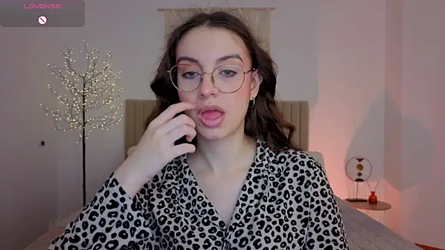 Real cutie1 online show from 22, 5, 2026