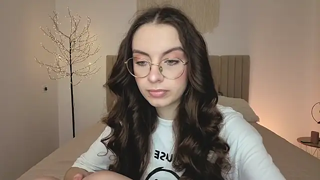 Real cutie1 online show from 28, 3, 2026