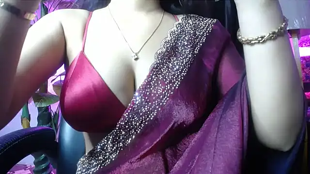 Snapshot of kiara_1122 chatting on 29, 5, 2026 kiara 1122 online show from 29, 5, 2026
