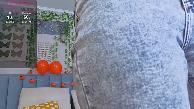 Ashley Pierce online show from 4, 11, 2025