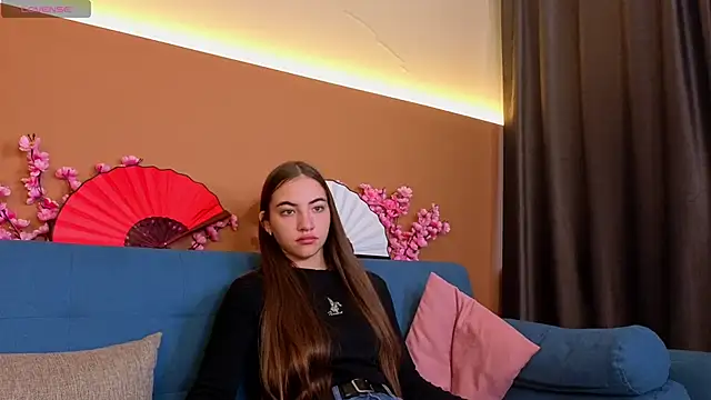 Ashley Pierce online show from 10, 11, 2025