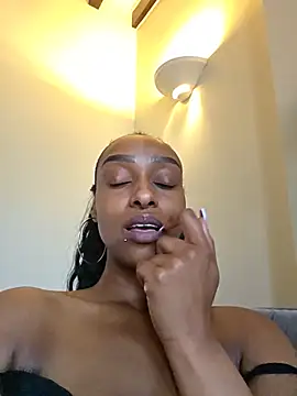 Hazel Dollxx online show from 21, 6, 2026