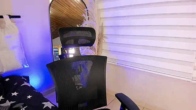 Rachell criss online show from 23, 10, 2025