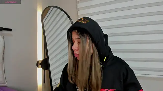 Rachell criss online show from 18, 12, 2025