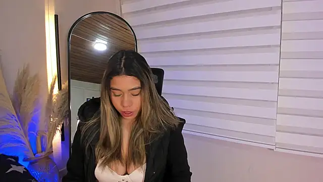 Rachell criss online show from 25, 10, 2025