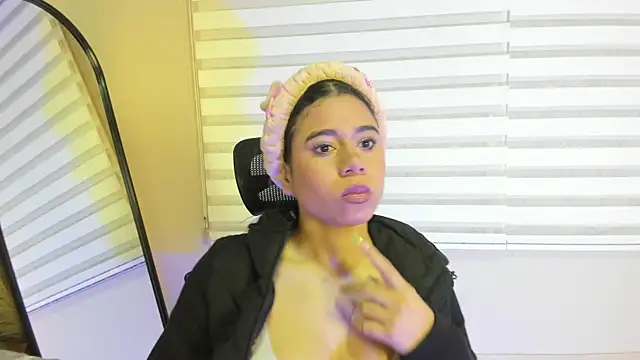 Rachell criss online show from 14, 11, 2025