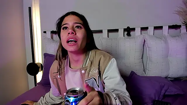 Rachell criss online show from 25, 3, 2026