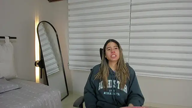 Rachell criss online show from 27, 11, 2025