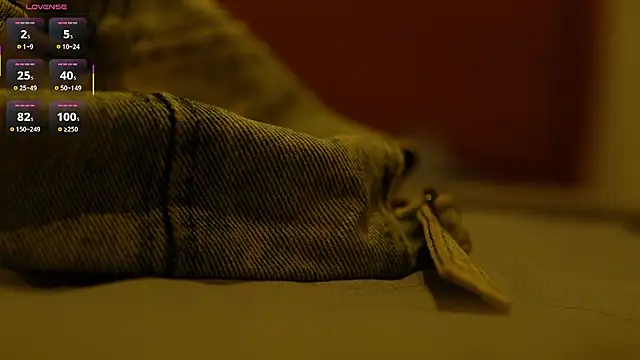 Snapshot of dannys__20 chatting on 22, 12, 2025 dannys 20 online show from 22, 12, 2025