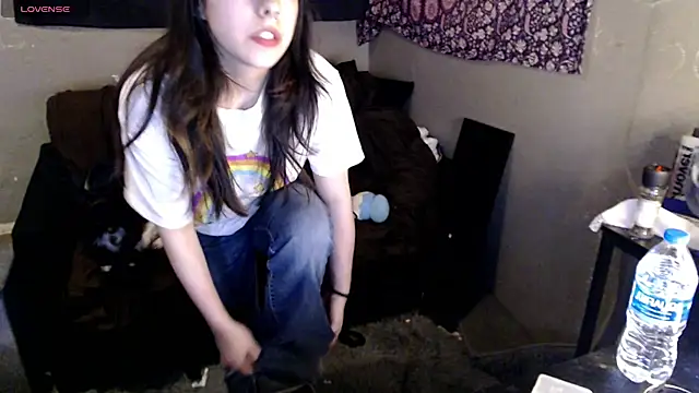 London Ray online show from 10, 3, 2026