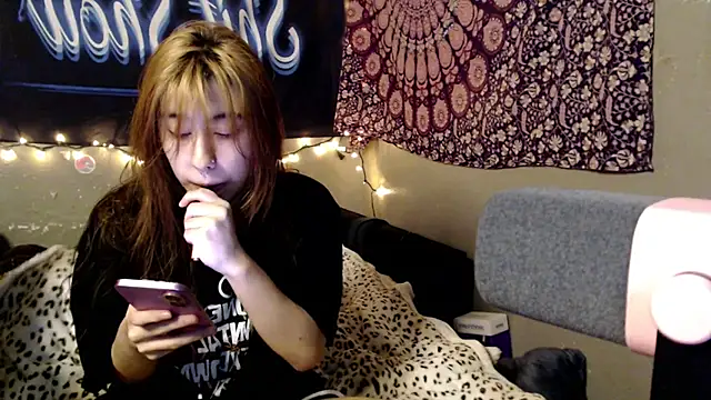 London Ray online show from 19, 7, 2026