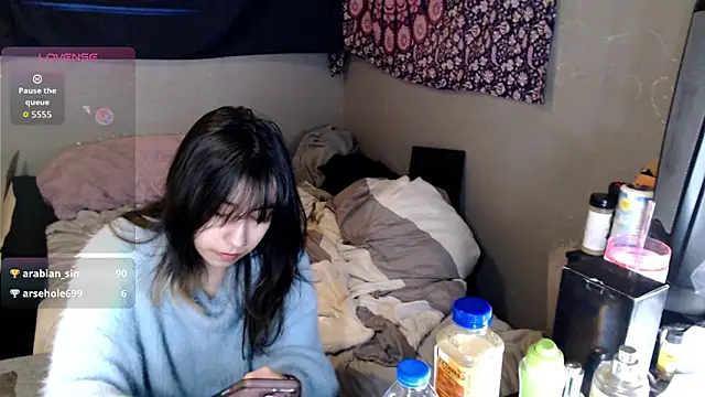 London Ray online show from 21, 11, 2025