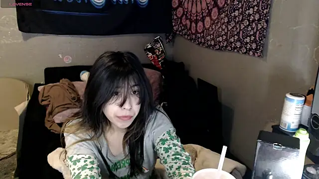 London Ray online show from 3, 11, 2025