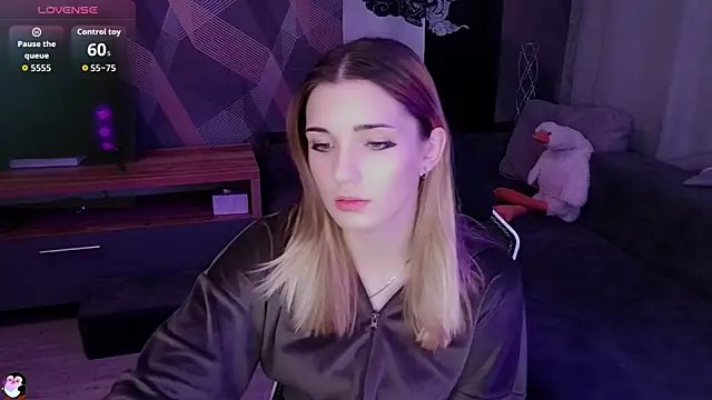 Sandy Belle online show from 12, 11, 2025