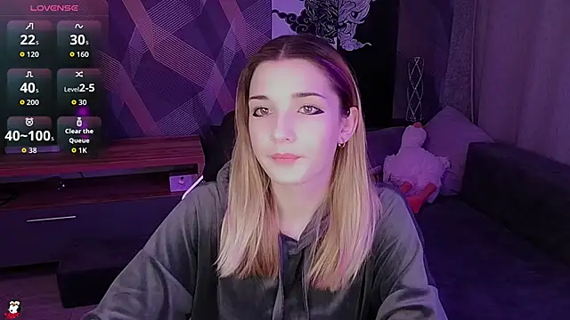 Sandy Belle online show from 20, 11, 2025