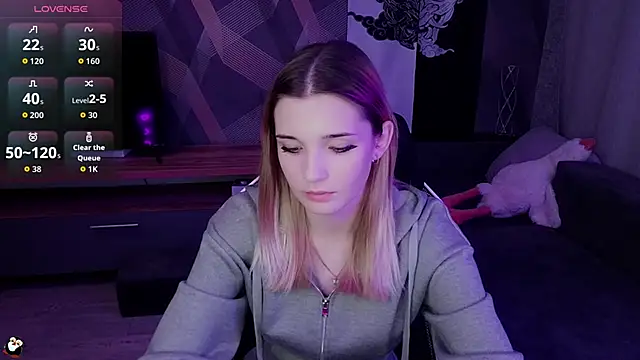 Sandy Belle online show from 28, 10, 2025