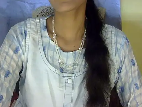 zara Khan0 online show from 9, 9, 2025
