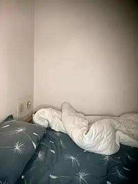 Bella  Booty online show from 31, 10, 2025