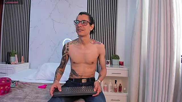 JackAndRosse  online show from 28, 11, 2025